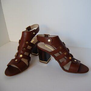 Beautiful Louise et Cio brown strappy sandal